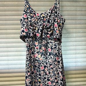 Long jersey colorful dress with open back